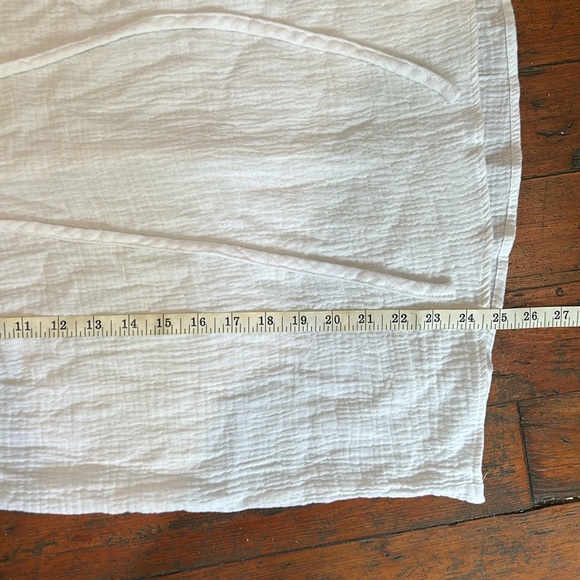 Joie Cotton Gauze Ruffle Collar White Sleeveless
Top Small - Picture 9 of 10